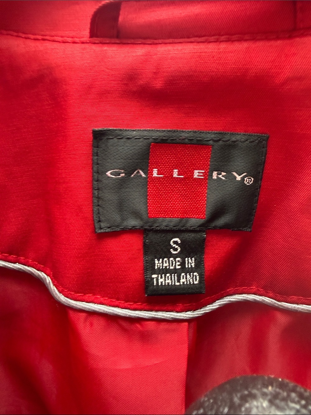 Gallery Red Hooded Trench Coat with Belt - Picture 2 of 8